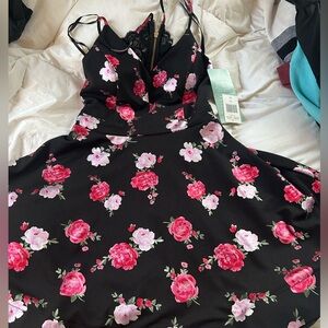 cute rose dress!